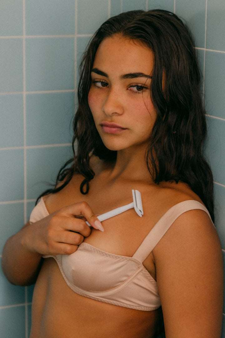SMOOTH by Sienna Swim Razor